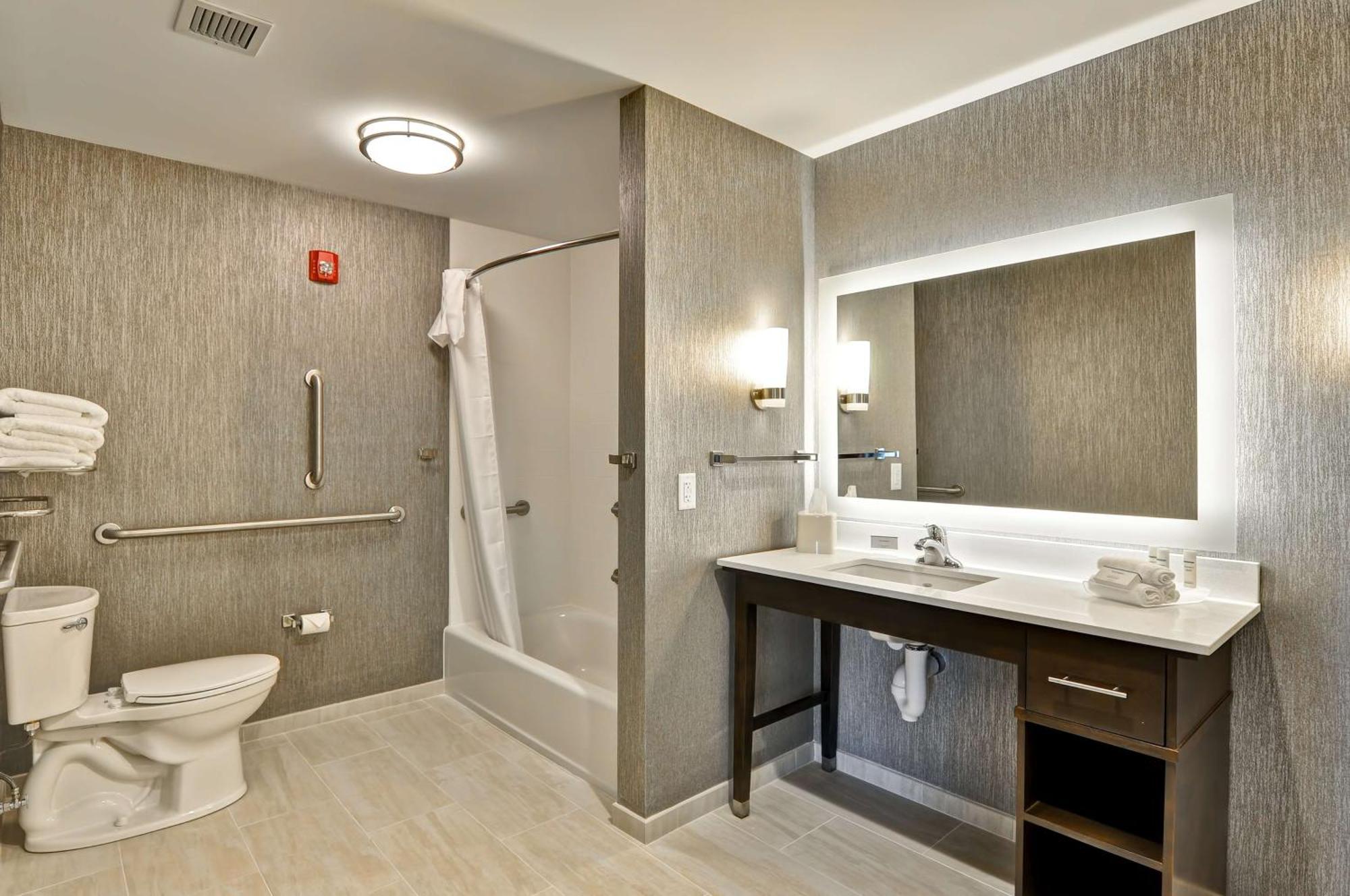 Homewood Suites By Hilton Schenectady Zewnętrze zdjęcie